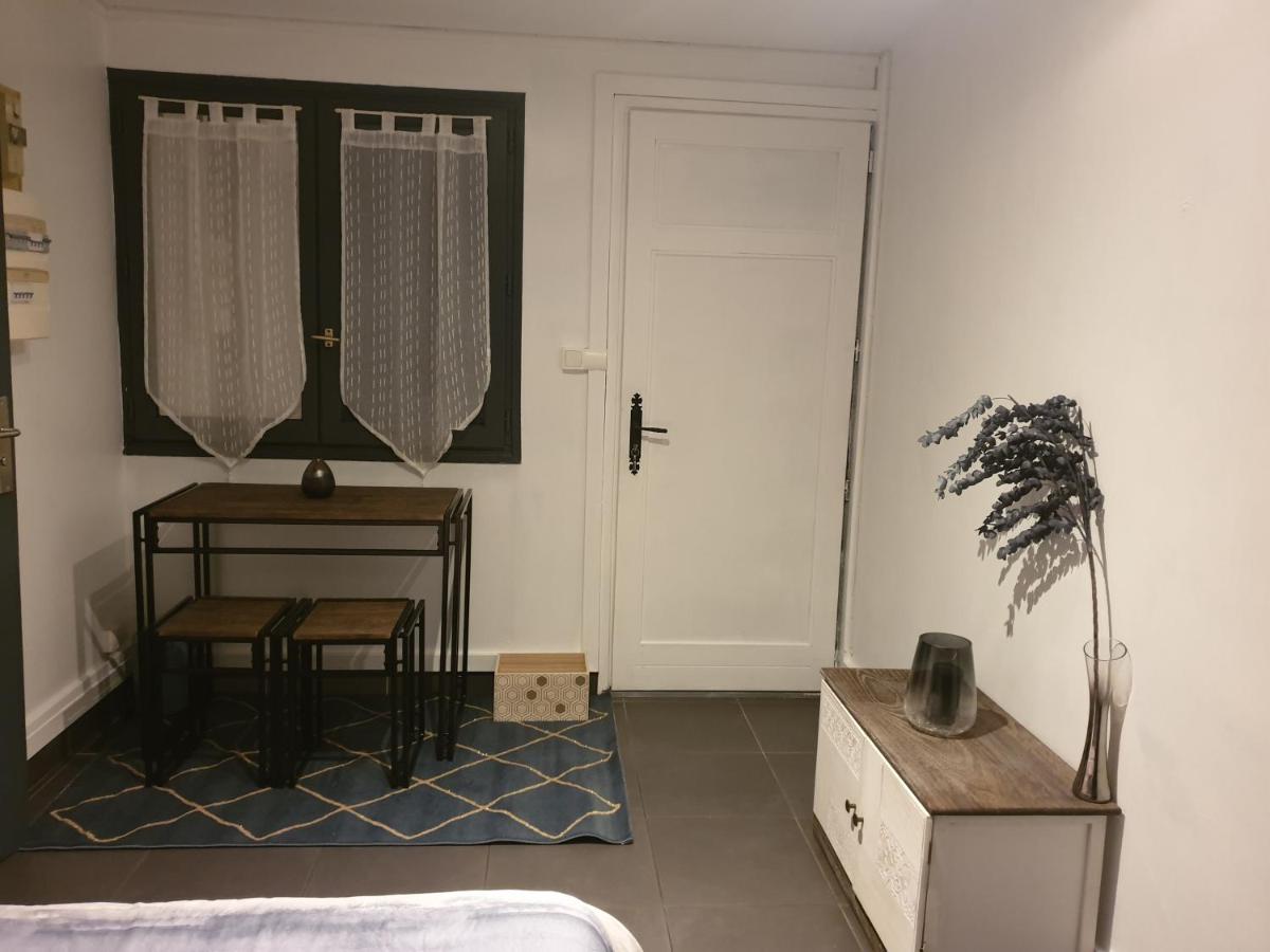 Room in Guest room - Quiet independent room - Housity