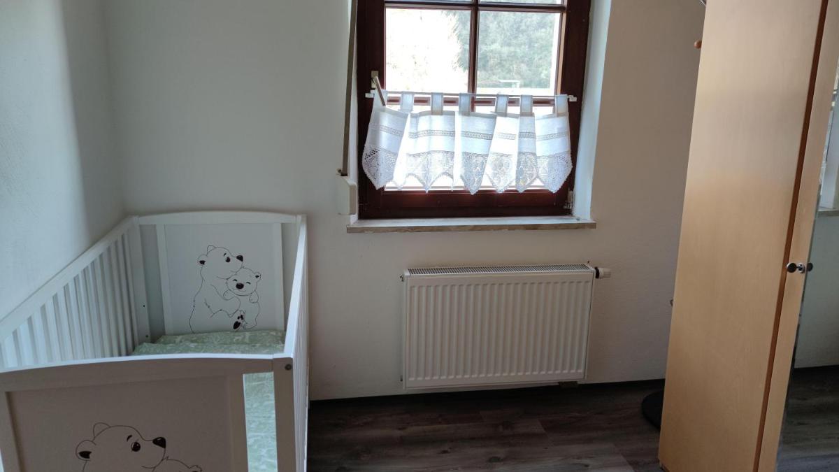 Ferienhaus-Moselkern-8-Pers-Tiere-erl-Mosel-Burg-Eltz - Housity