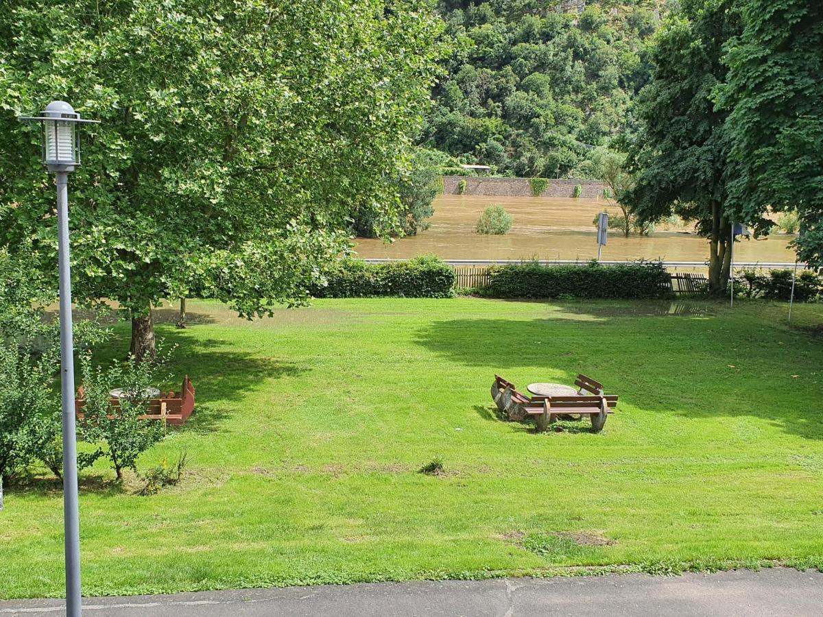 Ferienhaus-Moselkern-8-Pers-Tiere-erl-Mosel-Burg-Eltz - Housity