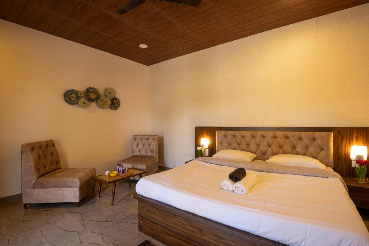 Takshshila Park And Resorts - Housity