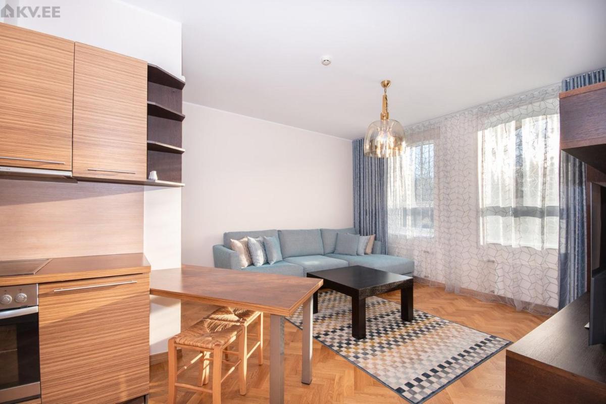 Suitetrails - Stylish apartment in the heart of Pärnu