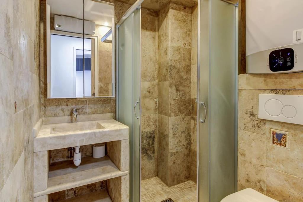 LA CACHETTE - TOPDESTINATION-DIJON - Centre ville - Classé 3 étoiles - Housity