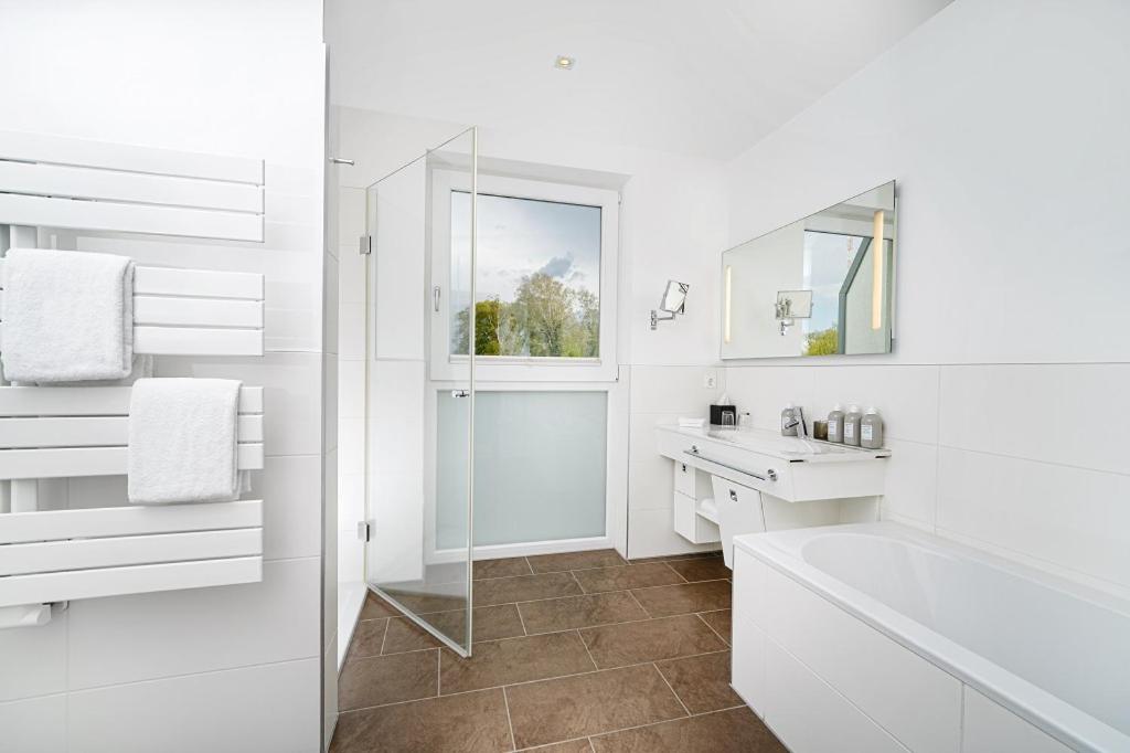 Ein Badezimmer in der Unterkunft THE GRAND Ahrenshoop