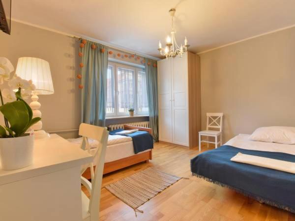 Apartament Bia?y - Housity
