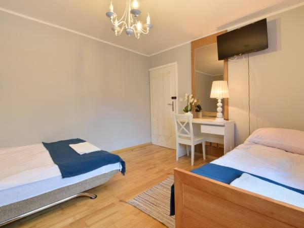 Apartament Bia?y - Housity