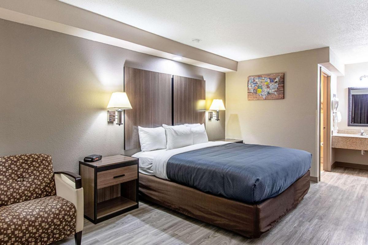 Econo Lodge Kingsville - Housity