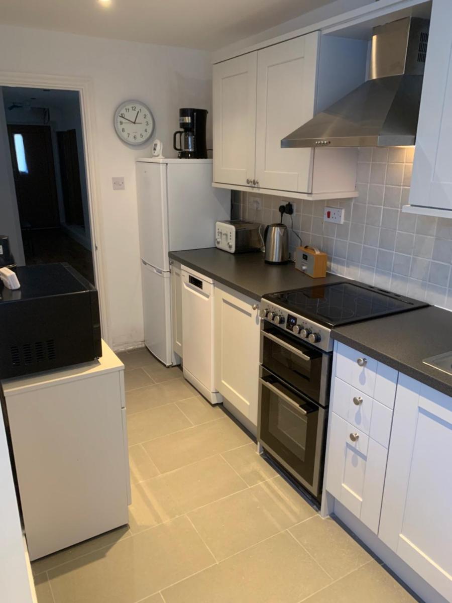 Comfy flat in the heart of St Leonards - Housity