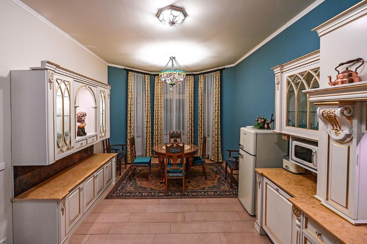 Apartment Biskupska - Housity
