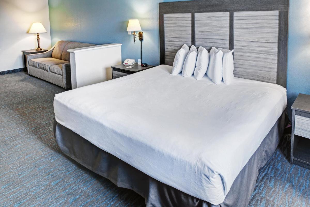 Exploria Express by Exploria Resorts - Housity