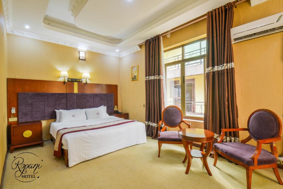 Ropani Hotel - Housity