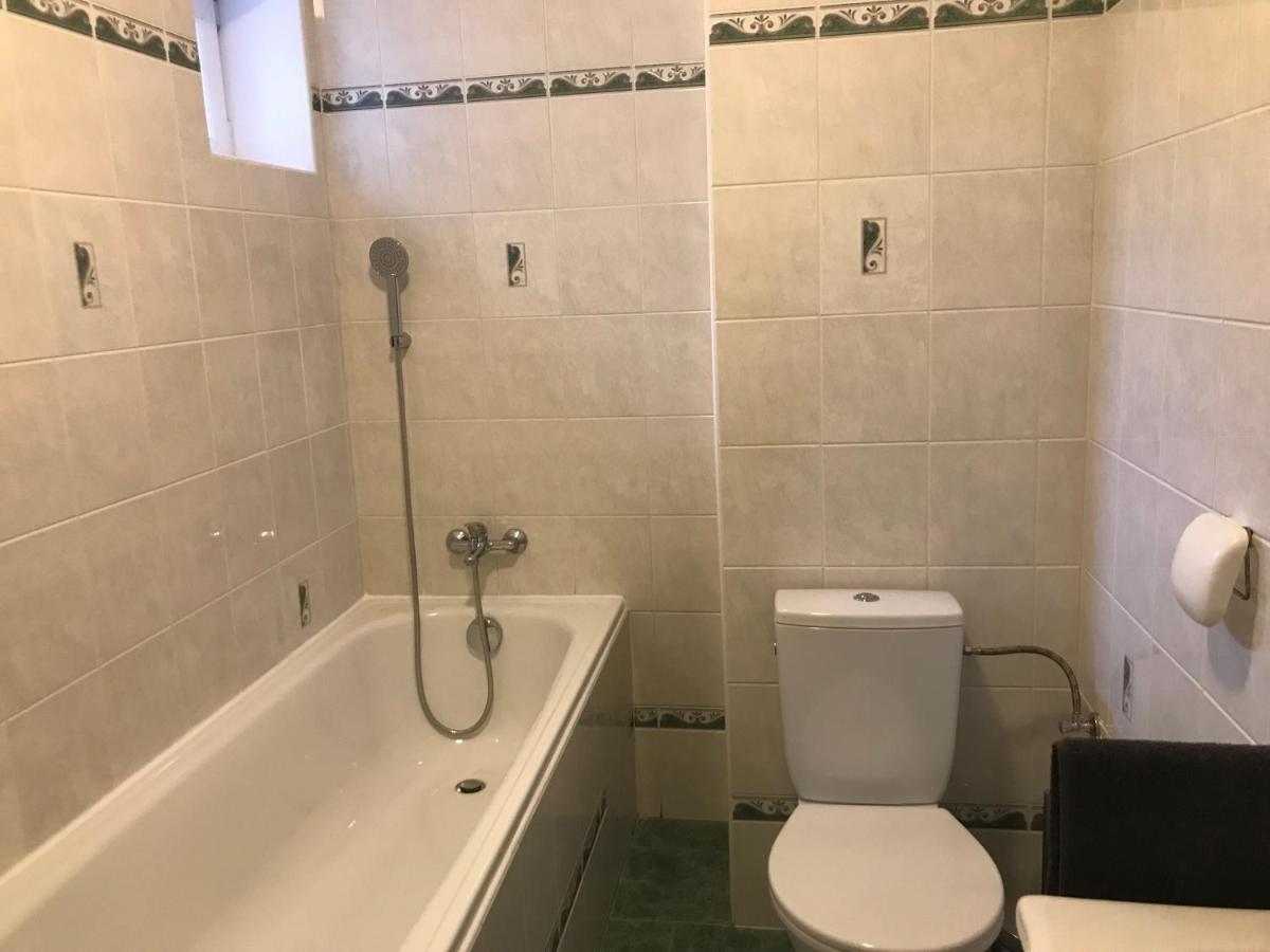 Cyklo-Moto apartmán - Housity
