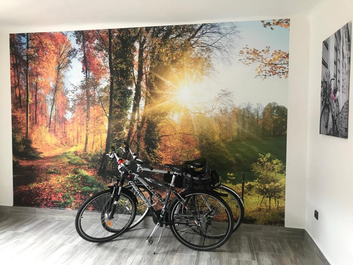 Cyklo-Moto apartmán - Housity