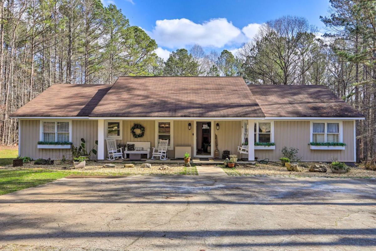 Heaven House - Cabin Newnan Near Serenbe Trails! - Housity