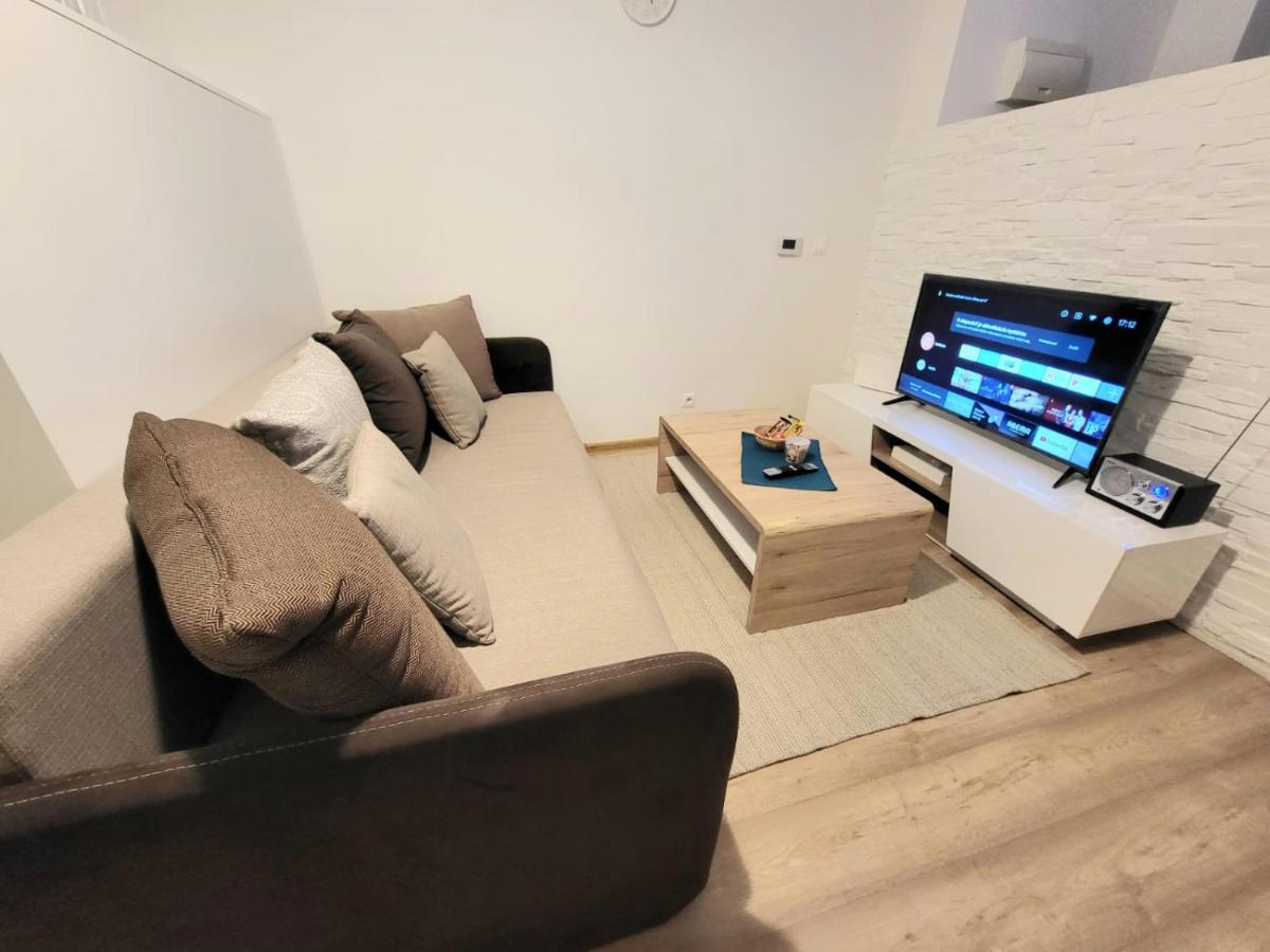 Veľký apartmán 3 - Housity