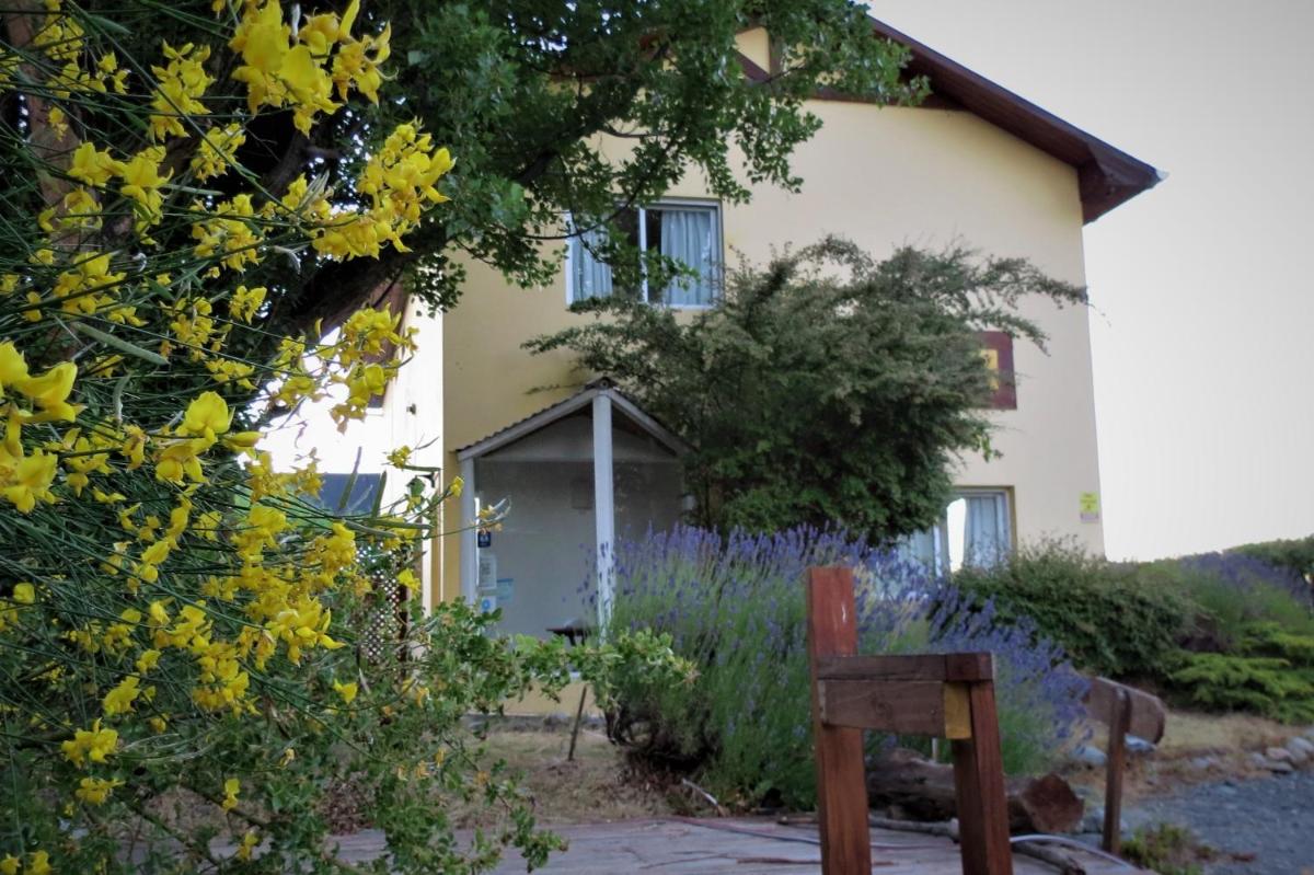 AONIKENK HOSTEL - Housity