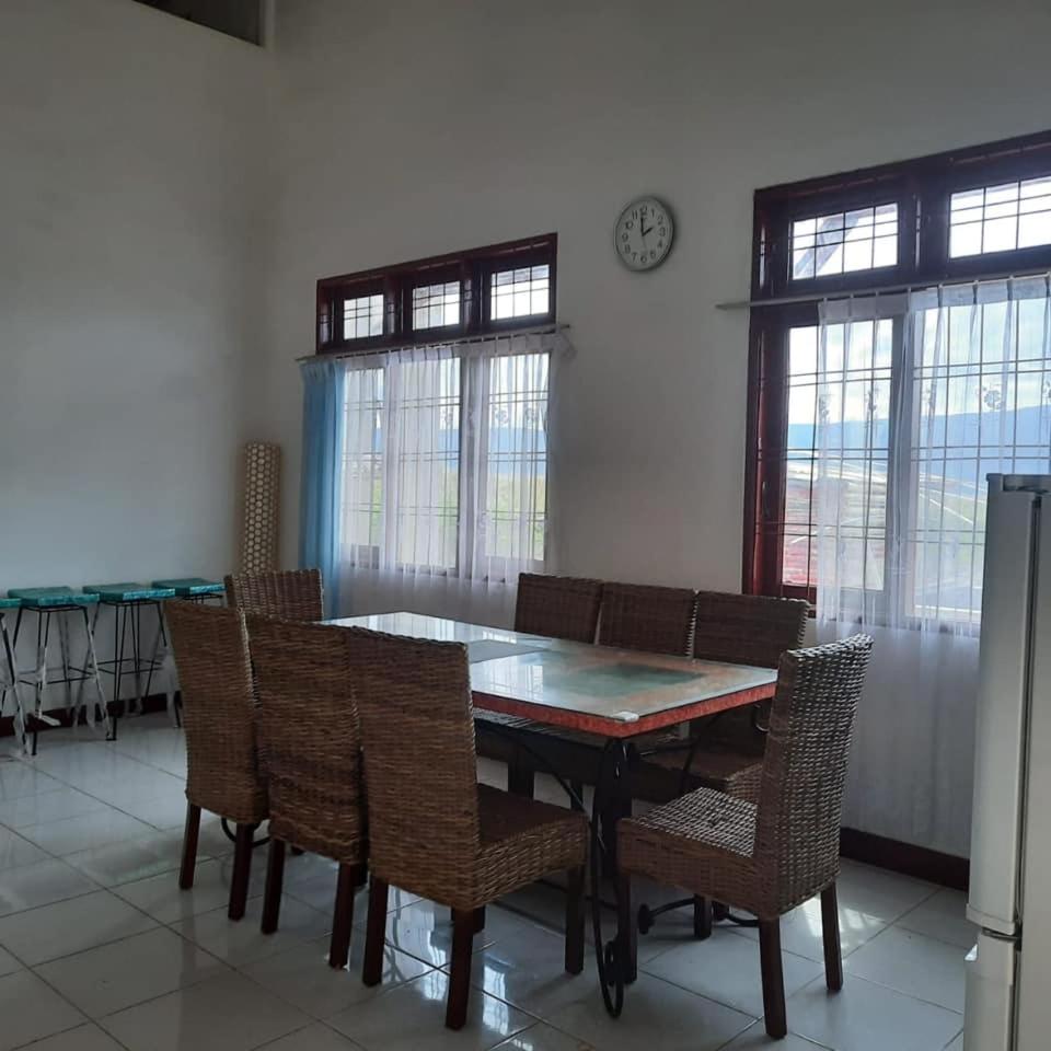 Blesshomestay Samosir - Housity