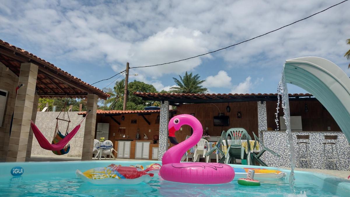 Casa com piscina em Ilha dos Frades - Housity