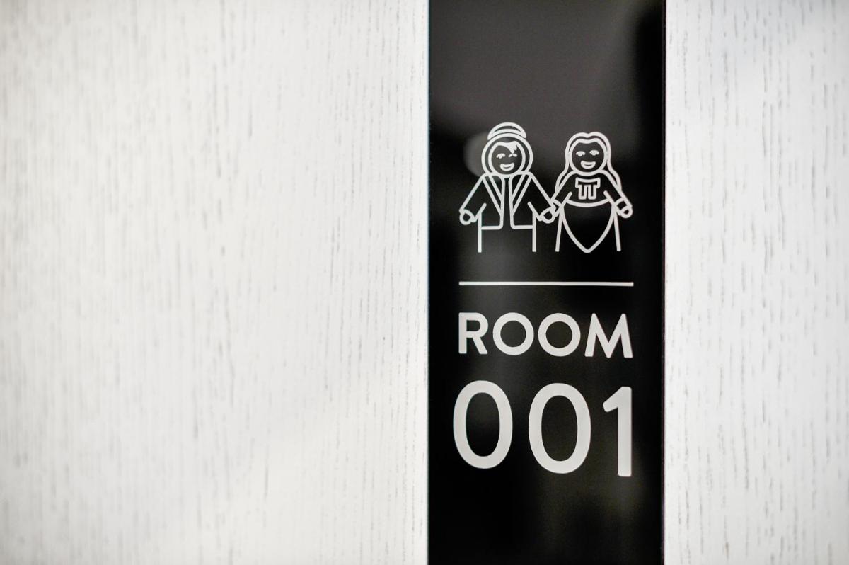Florek & Florica Room001 - Housity