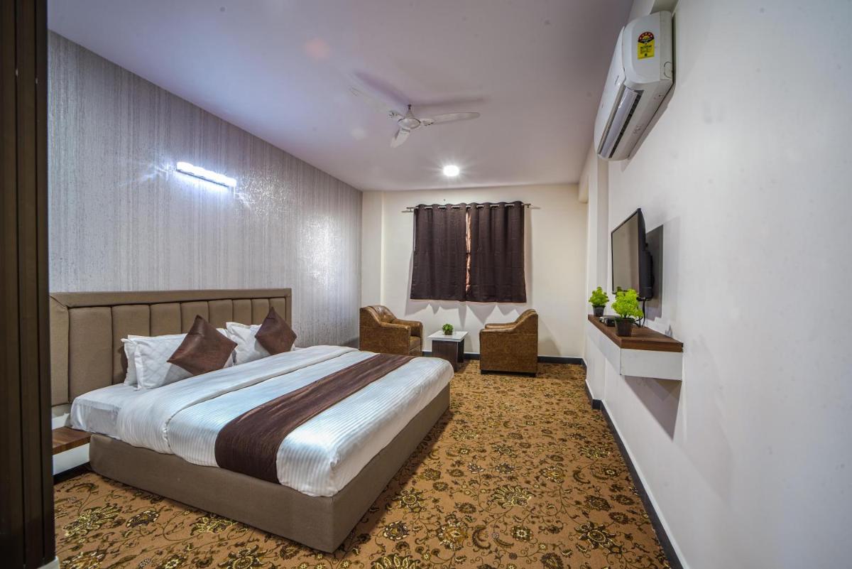 Hotel Jurkis, Kolhapur - Housity