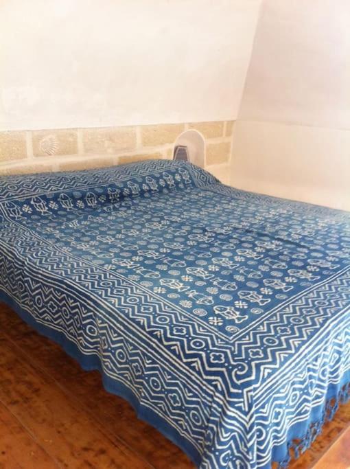 Il Cubo, monovano col mare su tre fronti. - Hizvo