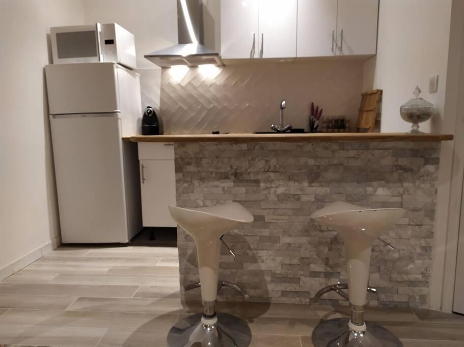 Charmant studio au cœur de Cassis - Housity