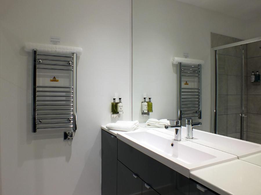 The Piebald Inn - Housity