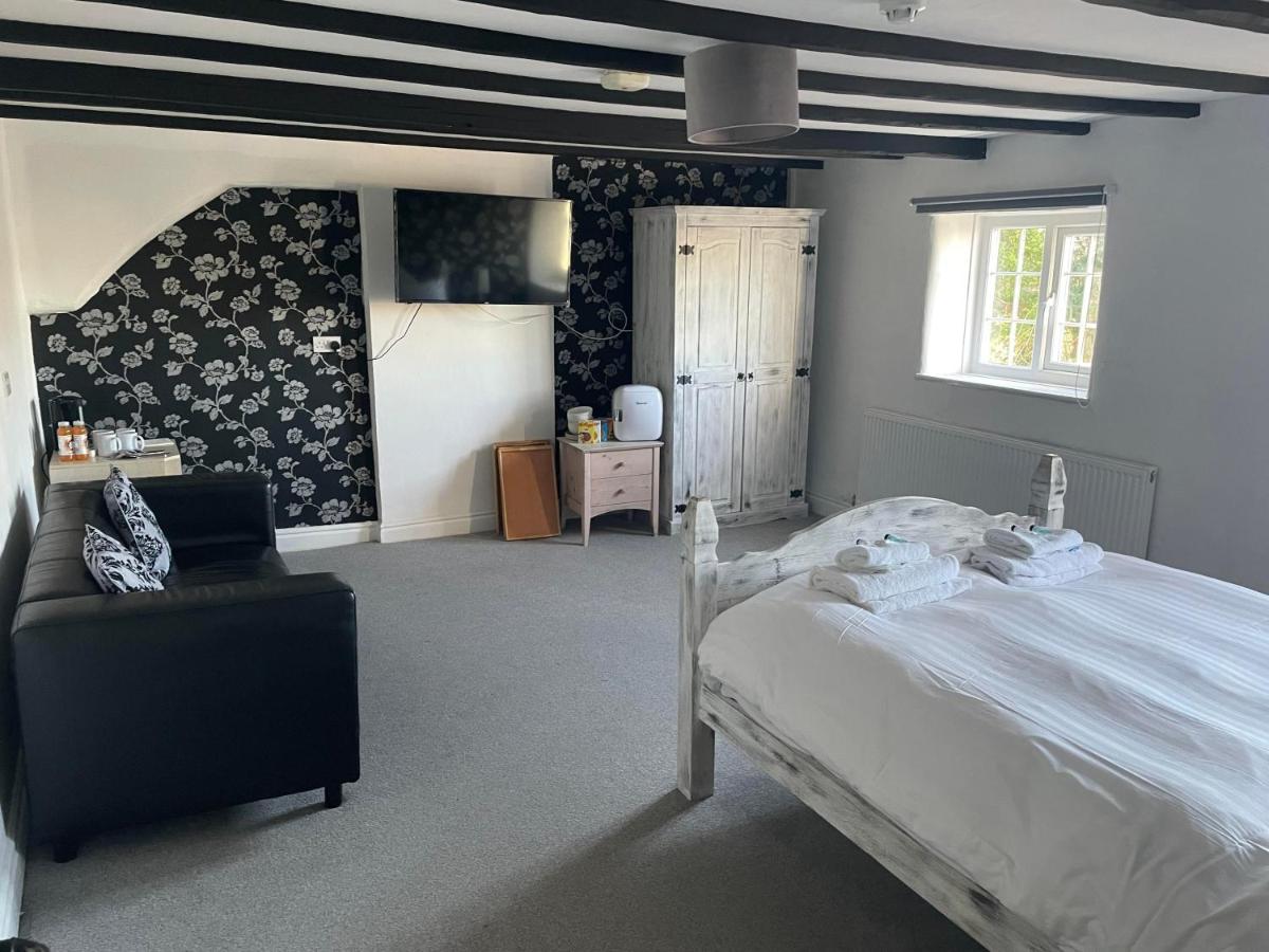 The Farmers Arms Inns - Housity