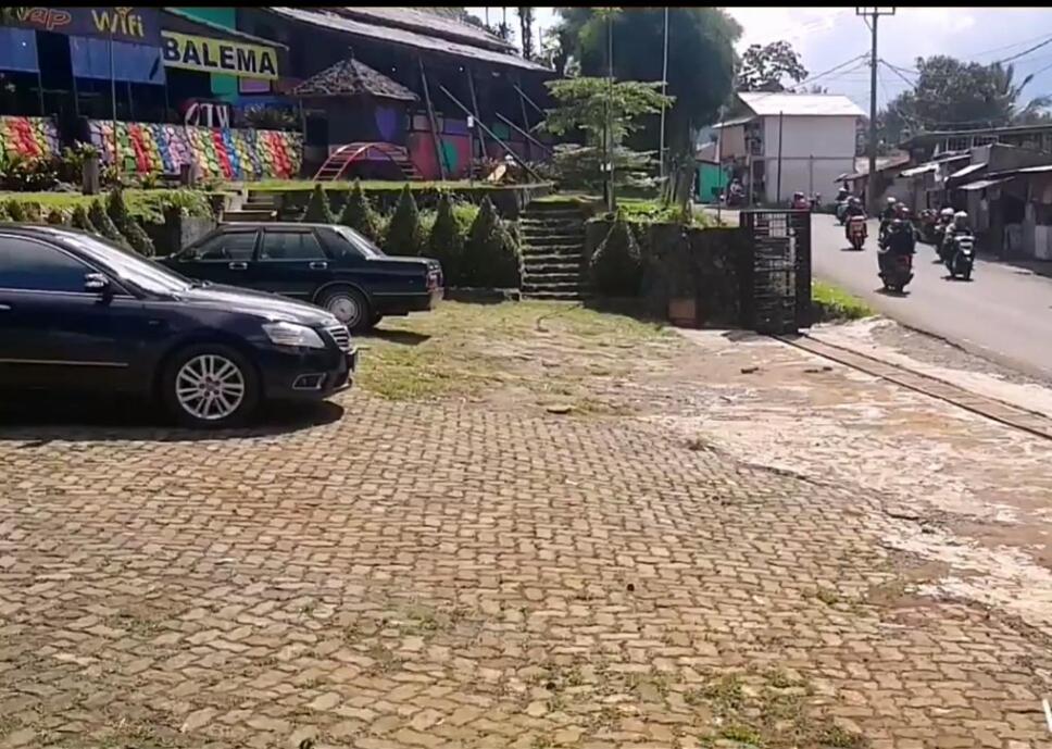 Balema Country Vila 3 kamar dengan makan - Housity
