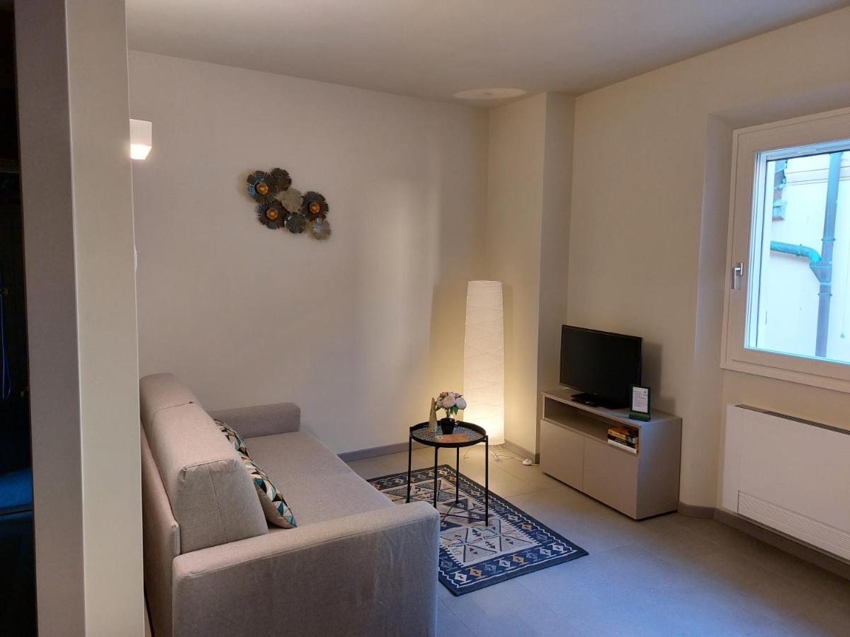 the 6 apartments - Hizvo
