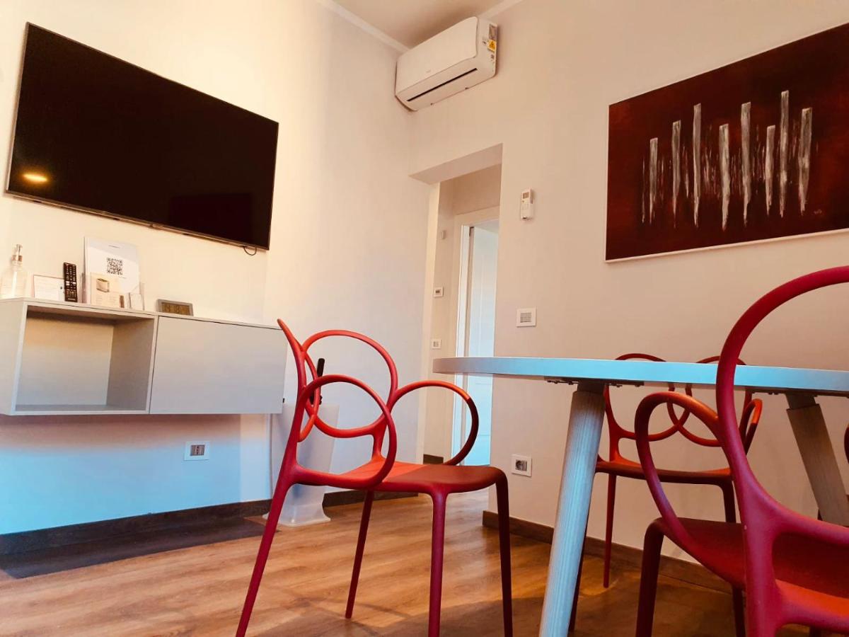 The Square of Miracles Apartment - Housity