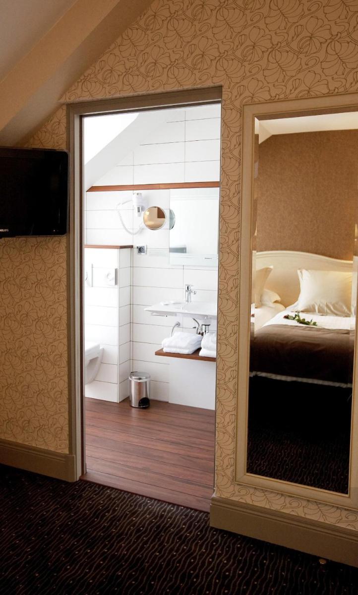 Best Western Le Duguesclin Hôtel-Restaurant - Housity