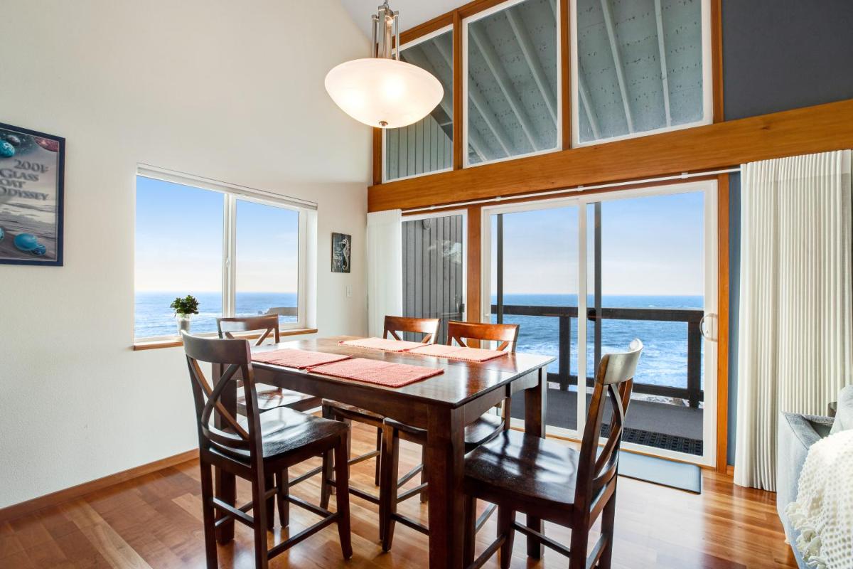 Sterling Seas - Housity