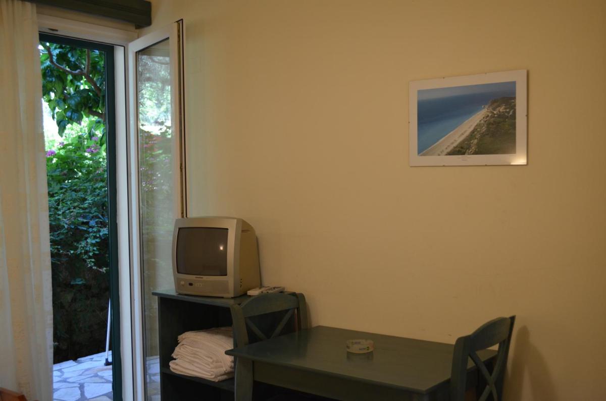 Odysseia Apartments - Housity