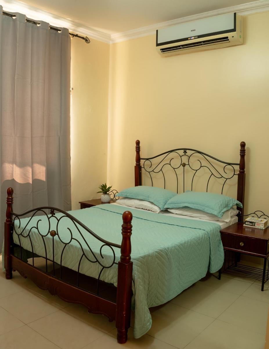 NICE AND COZY, at a great location in Masaki. - Housity