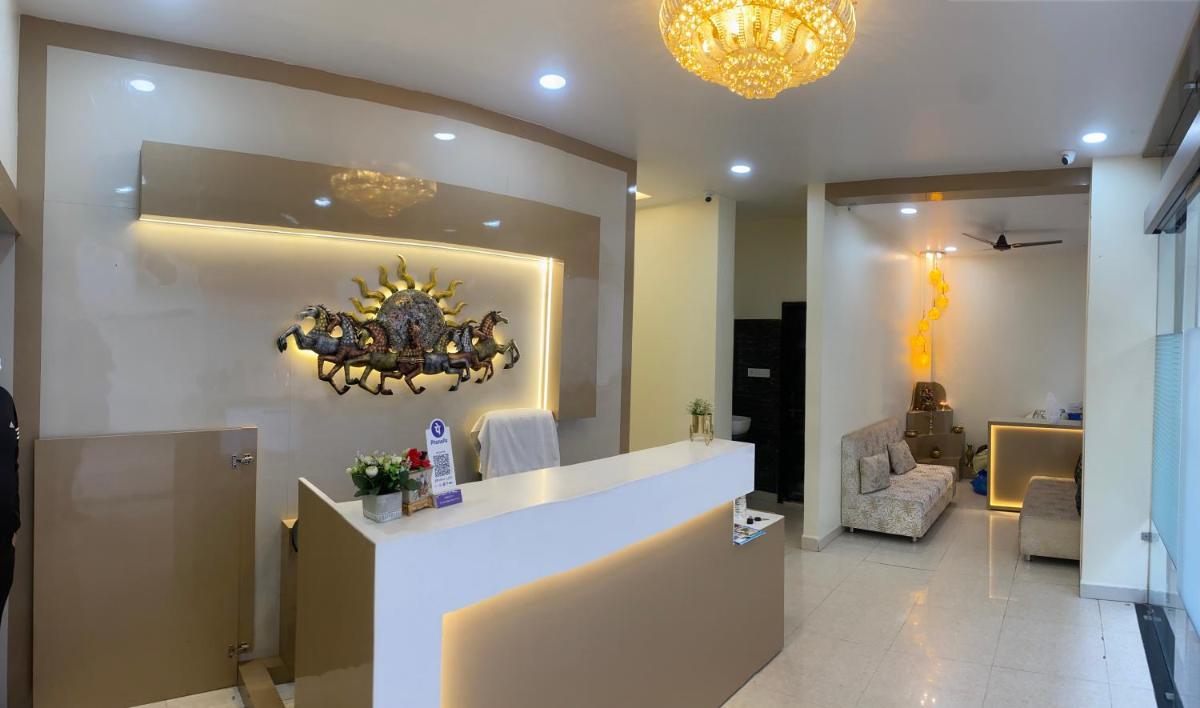 Hotel Golden Bliss - Housity