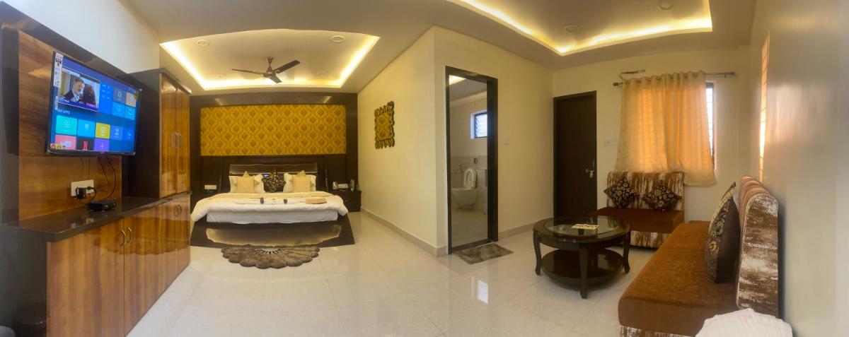 Hotel Golden Bliss - Housity