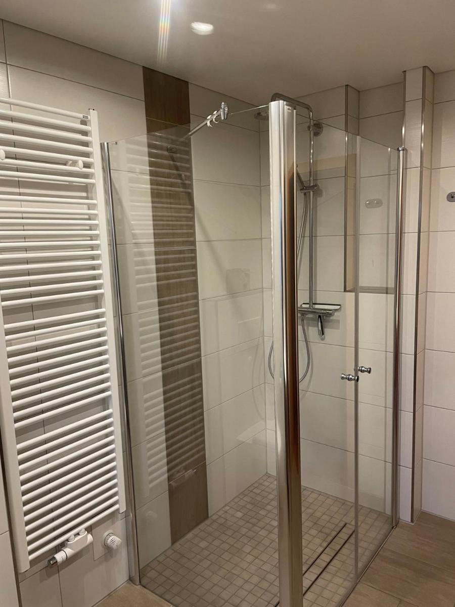 4 **** Ferienhaus Esens - Housity