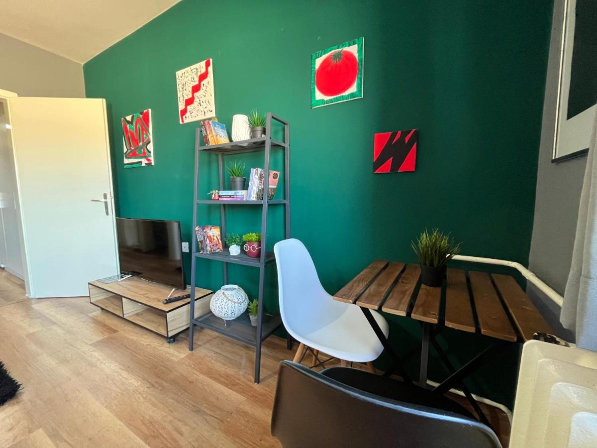 Suitetrails - Mickitos City Center Apartment