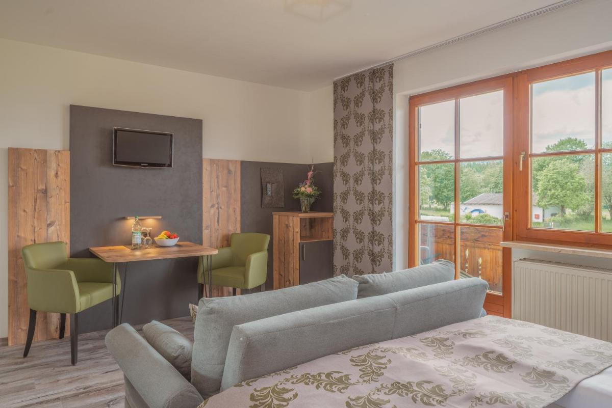 Kurparkpension Stephan - Housity