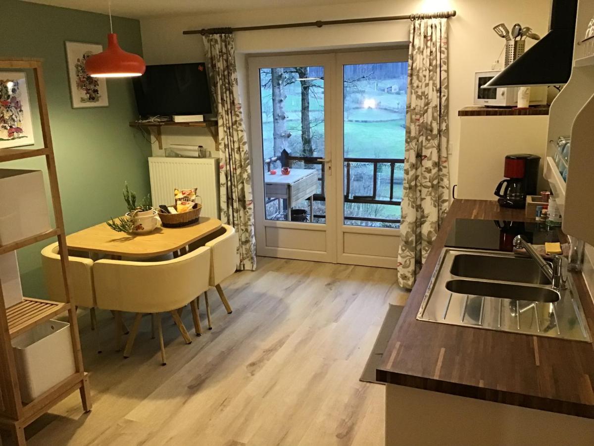 La Mazille , cossy vakantiestudio met zwembad in zuid-Bourgogne - Housity
