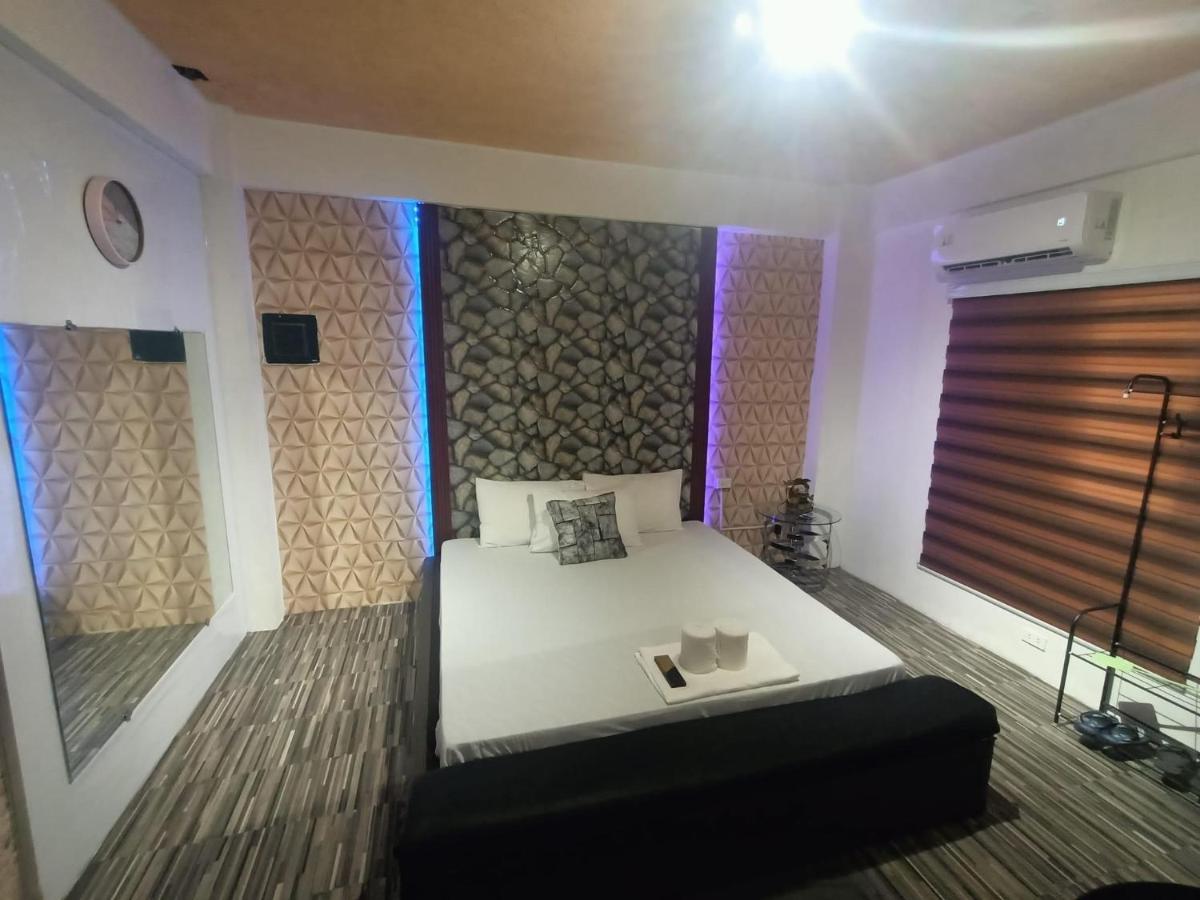 DJCI Apartelle With own kitchen & Bath 106-212 - Housity