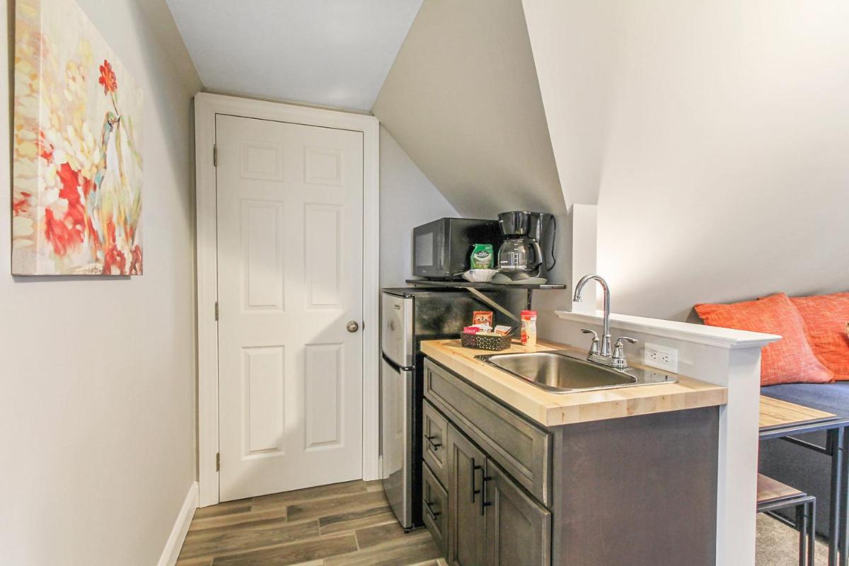 The South Mountain Inn - Housity