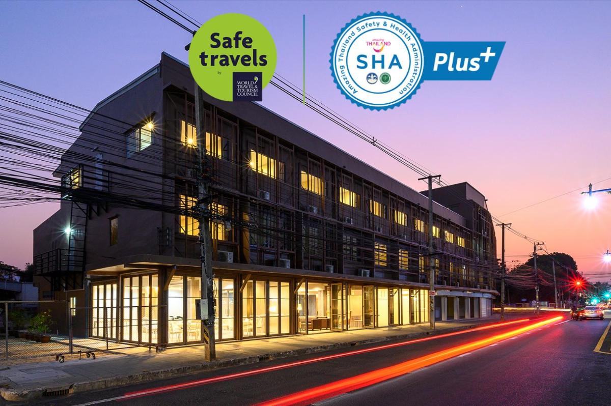 Grand Hotel Buriram - Housity