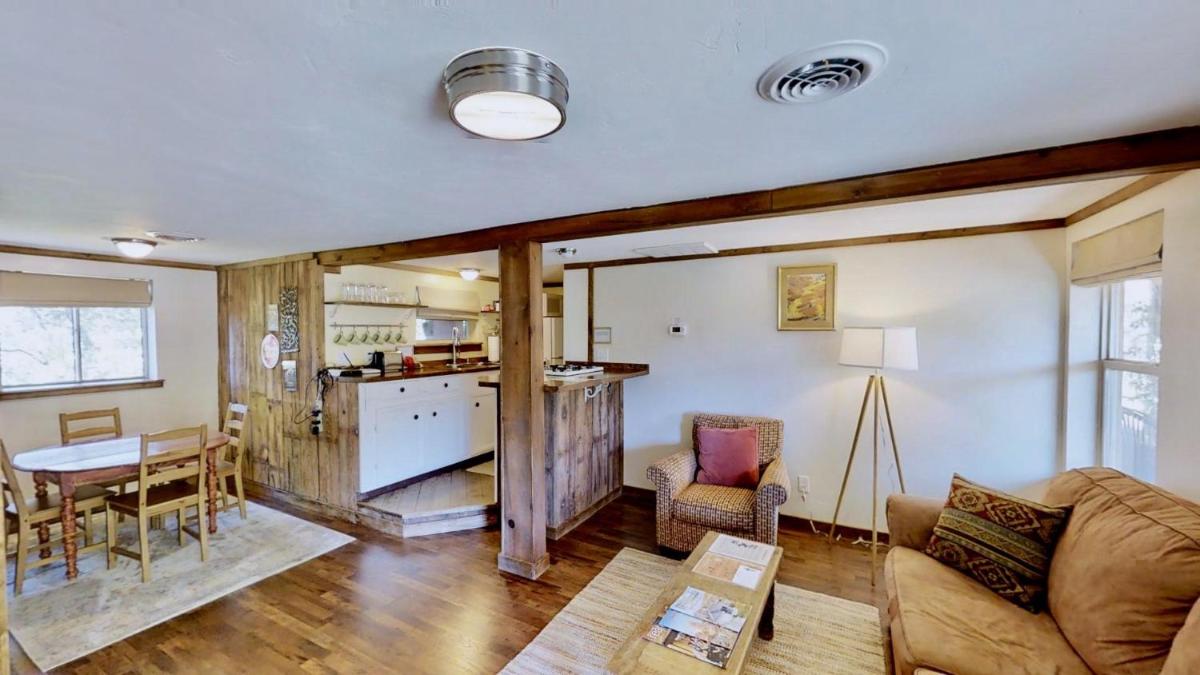 Pack Creek ~ Creekside East - Housity