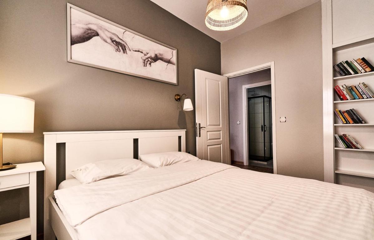 Cicerone Apart - Housity