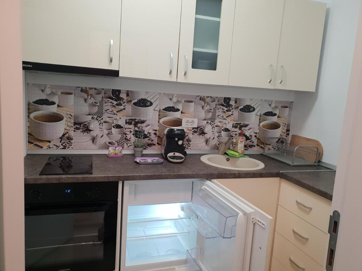Luxury Studio Dristor - Housity