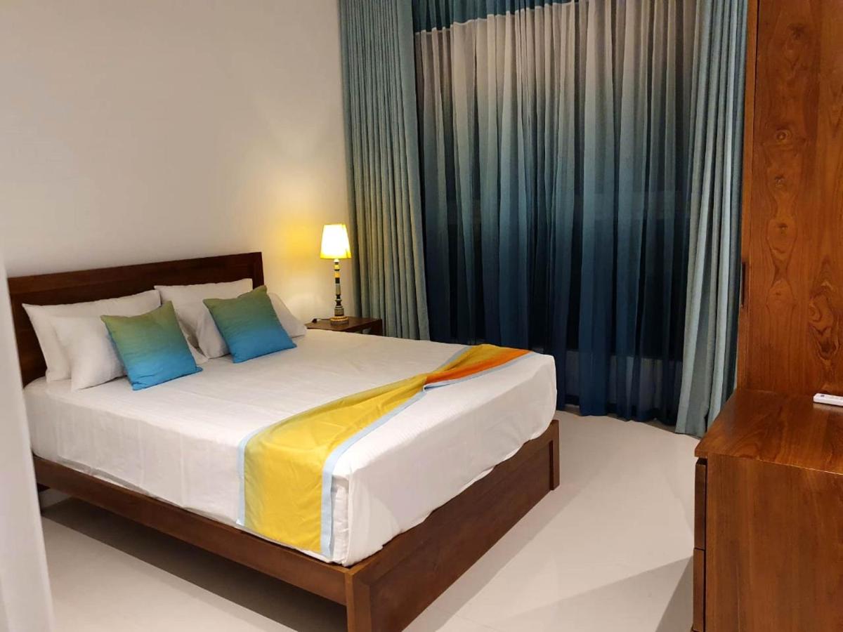 Hasara Oceanfront Apartments - Housity