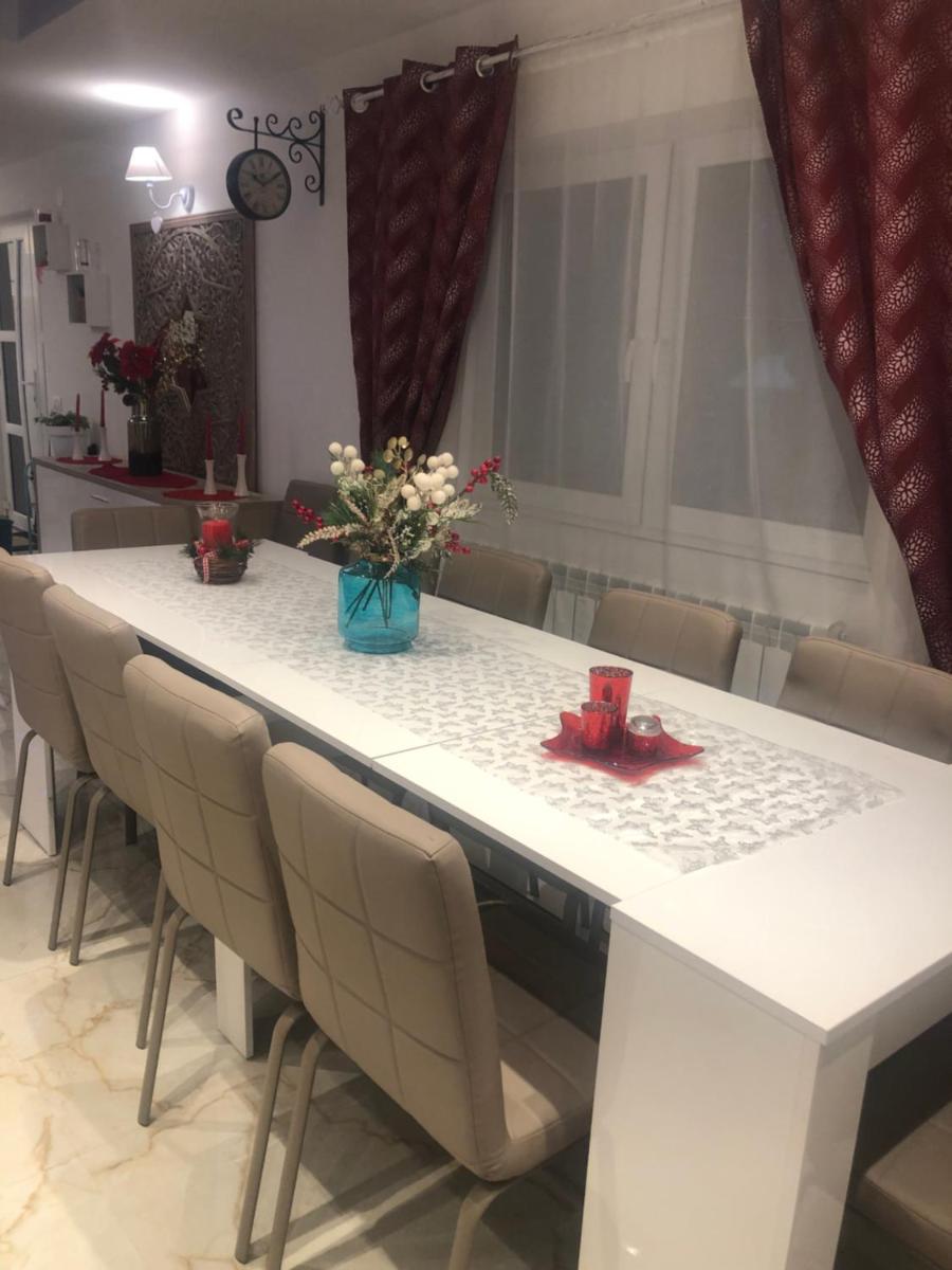 Cabana La Izvor - Housity