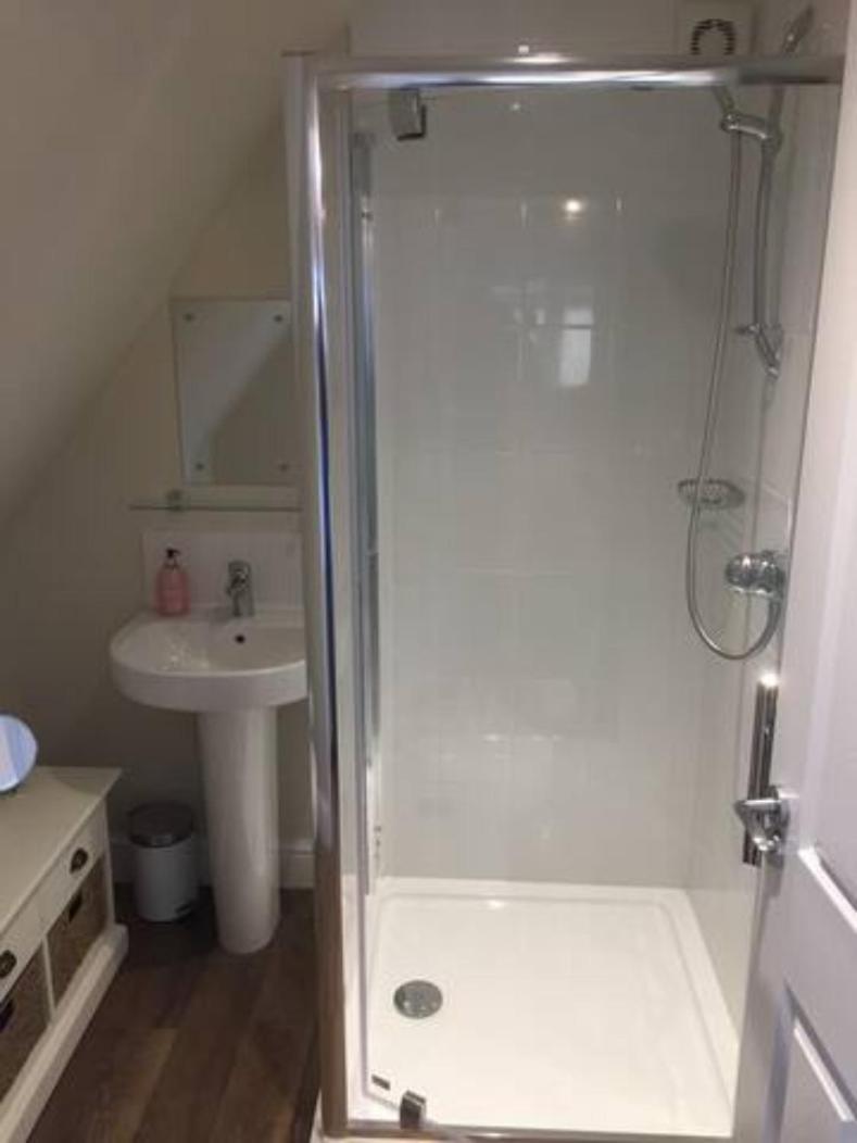 The Brigstock Snug - Housity