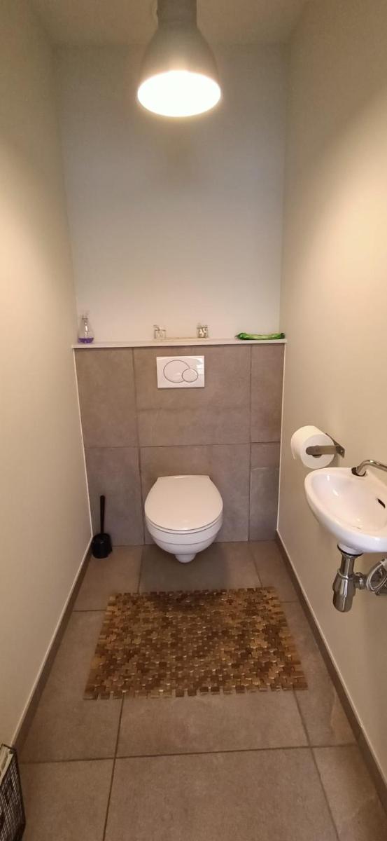 Spacious Apartment - Housity